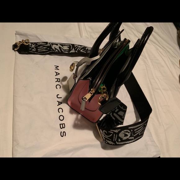 Handbag - Picture 2 of 4